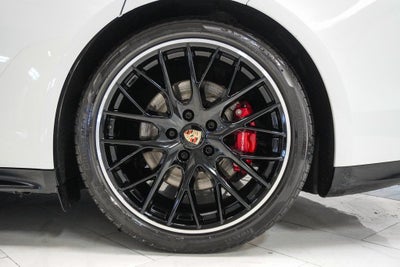 2022 Porsche Panamera GTS