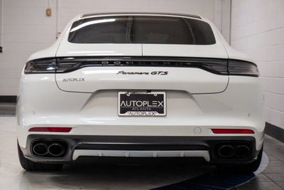 2022 Porsche Panamera GTS