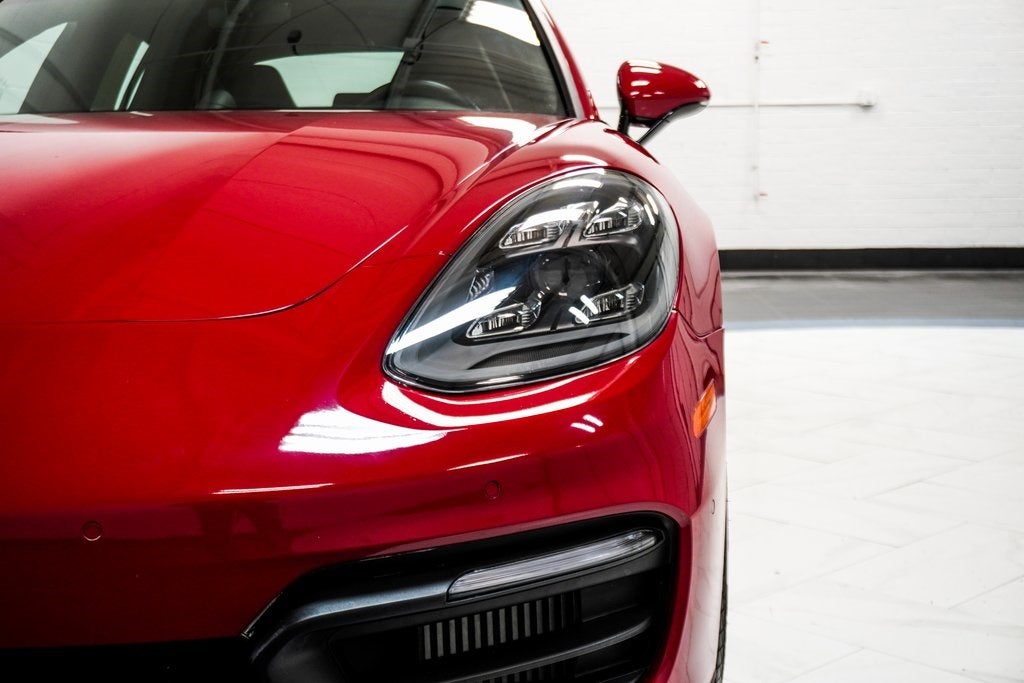 2022 Porsche Panamera 4 Platinum Edition
