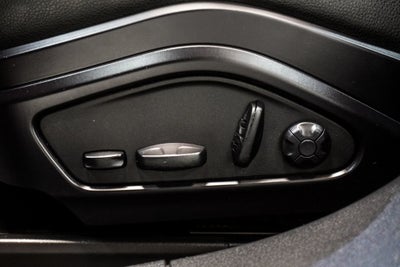 2022 Porsche Panamera 4 Platinum Edition