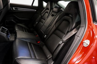 2022 Porsche Panamera 4 Platinum Edition