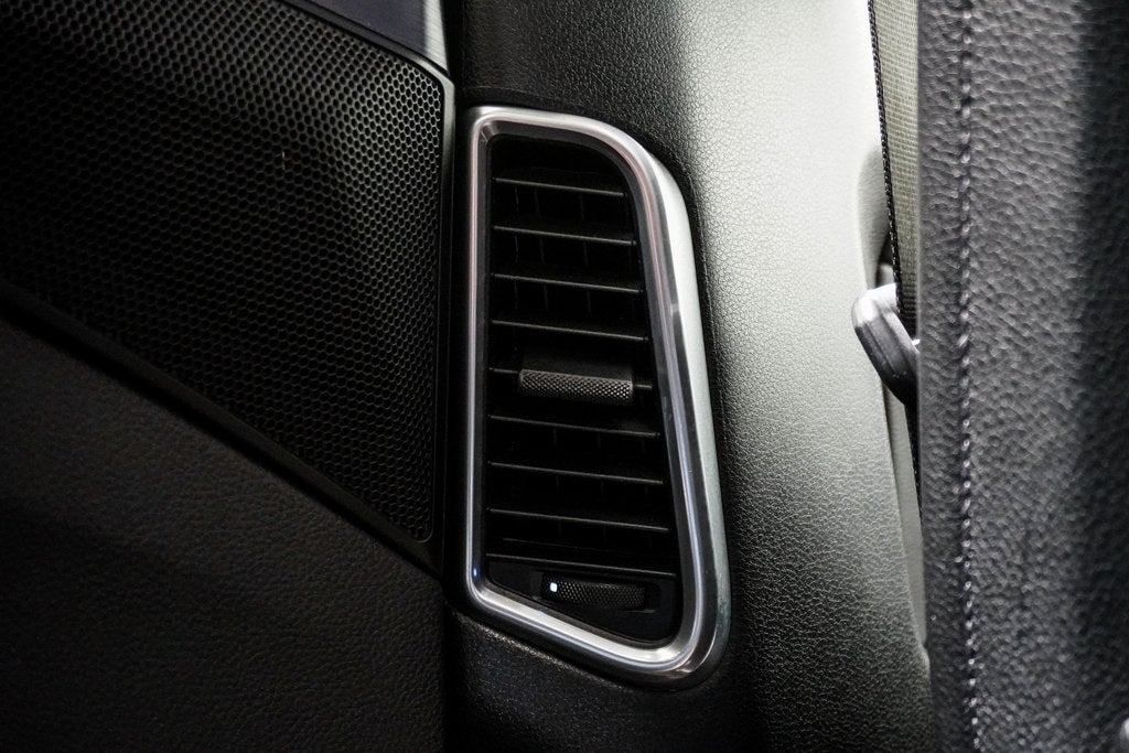 2022 Porsche Panamera 4 Platinum Edition