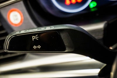 2022 Porsche Panamera 4 Platinum Edition