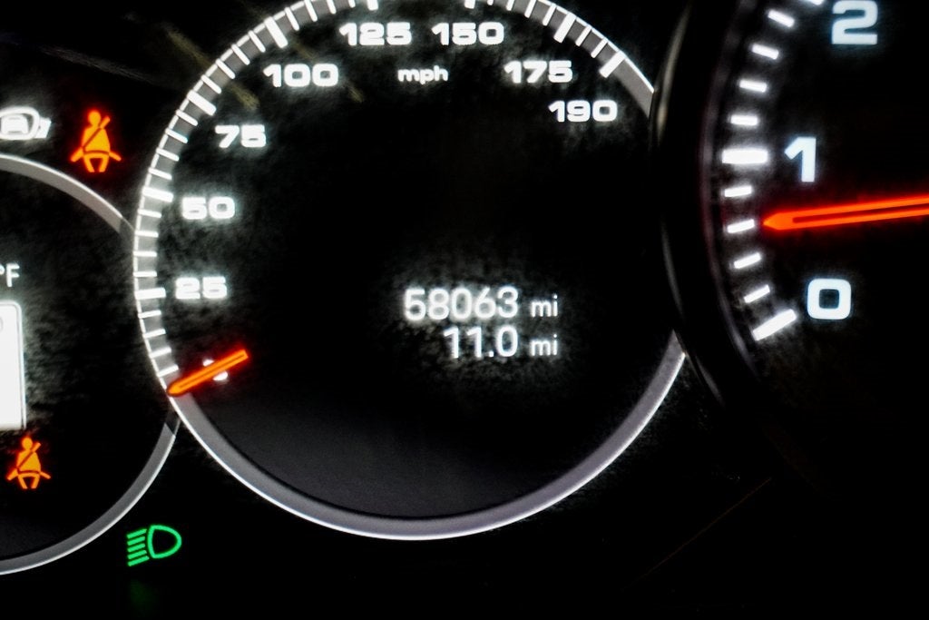 2022 Porsche Panamera 4 Platinum Edition