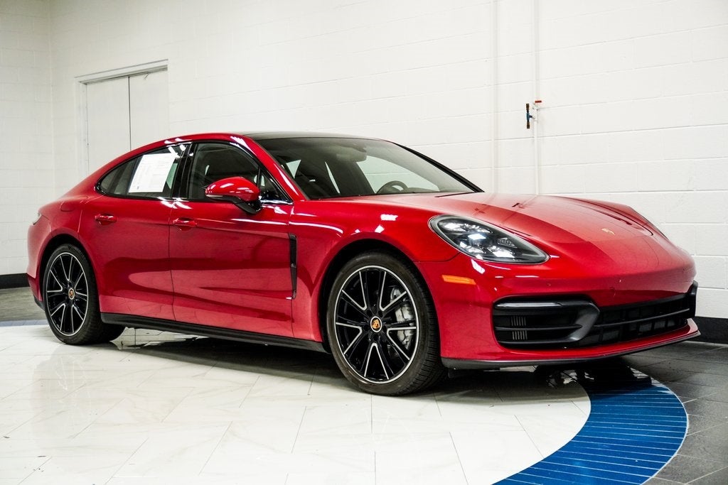 2022 Porsche Panamera 4 Platinum Edition