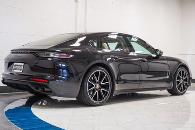 2023 Porsche Panamera 4 Platinum Edition