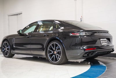 2023 Porsche Panamera 4 Platinum Edition