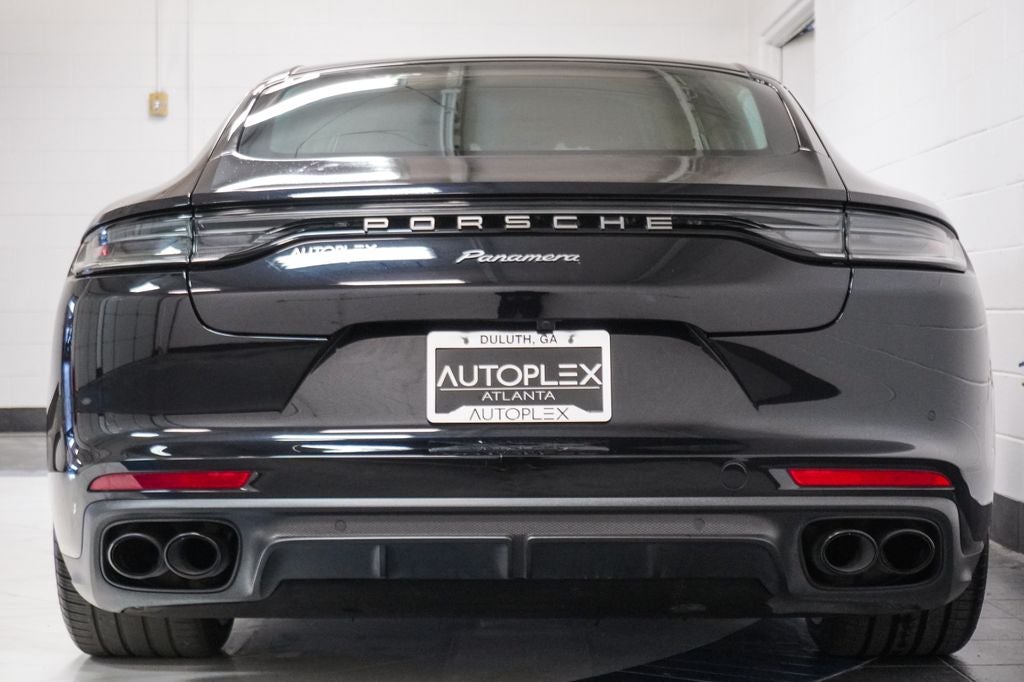 2023 Porsche Panamera 4 Platinum Edition