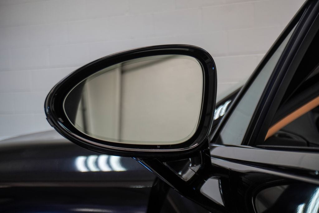 2023 Porsche Panamera 4 Platinum Edition