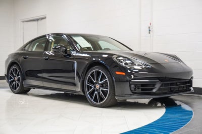 2023 Porsche Panamera 4 Platinum Edition