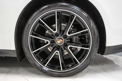 2022 Porsche Panamera 4