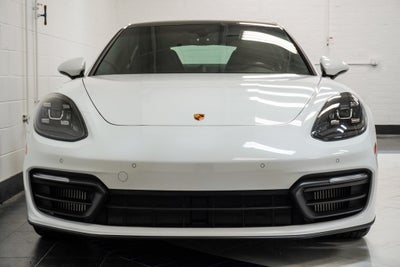 2022 Porsche Panamera 4