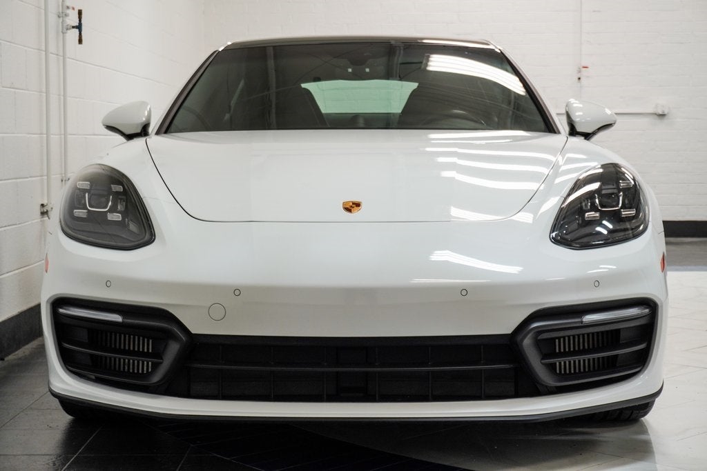 2022 Porsche Panamera 4
