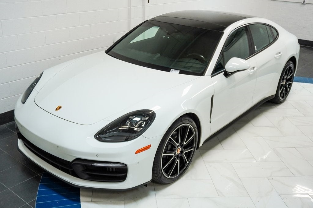 2022 Porsche Panamera 4
