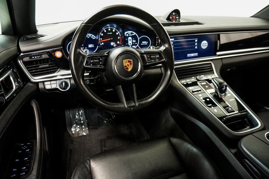 2022 Porsche Panamera 4