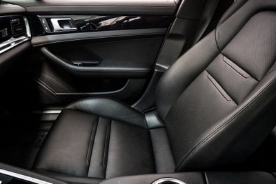 2022 Porsche Panamera 4