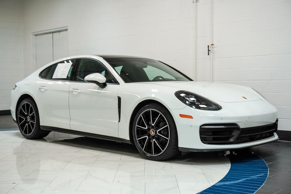2022 Porsche Panamera 4