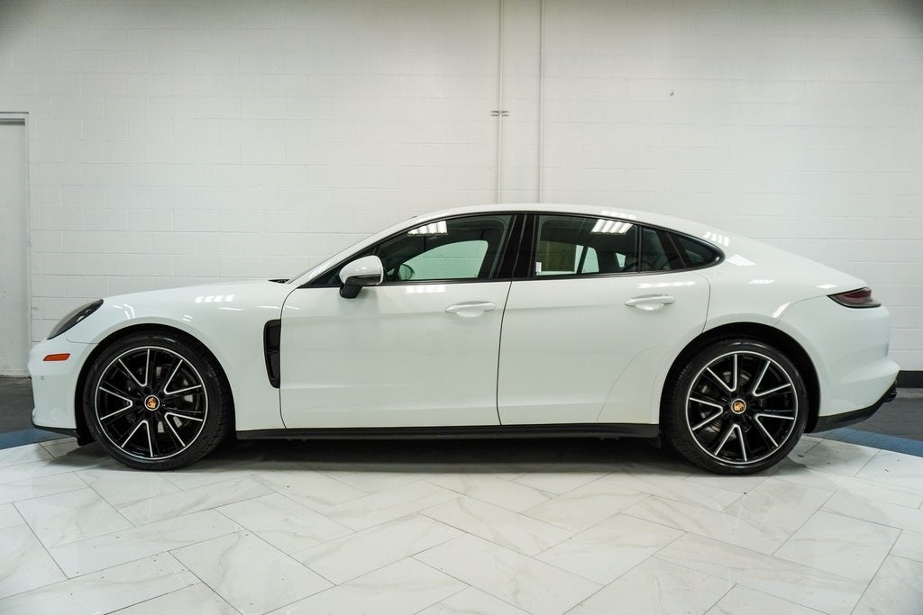 2022 Porsche Panamera 4
