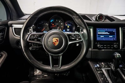 2018 Porsche Macan Base