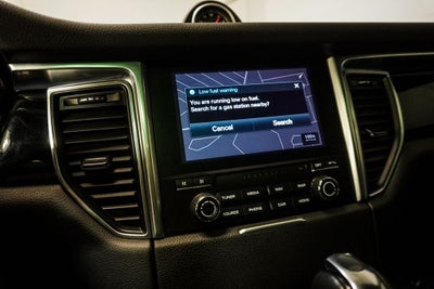 2018 Porsche Macan Base