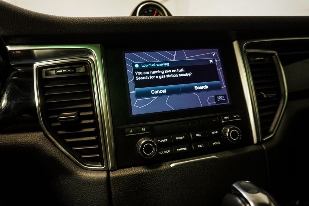 2018 Porsche Macan Base