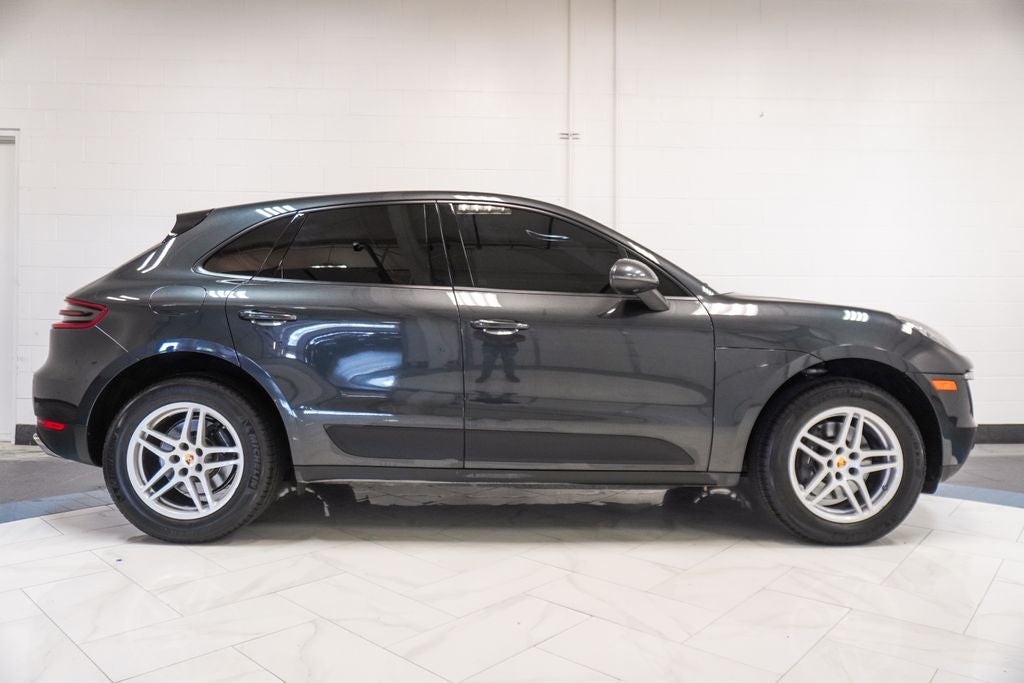 2018 Porsche Macan Base