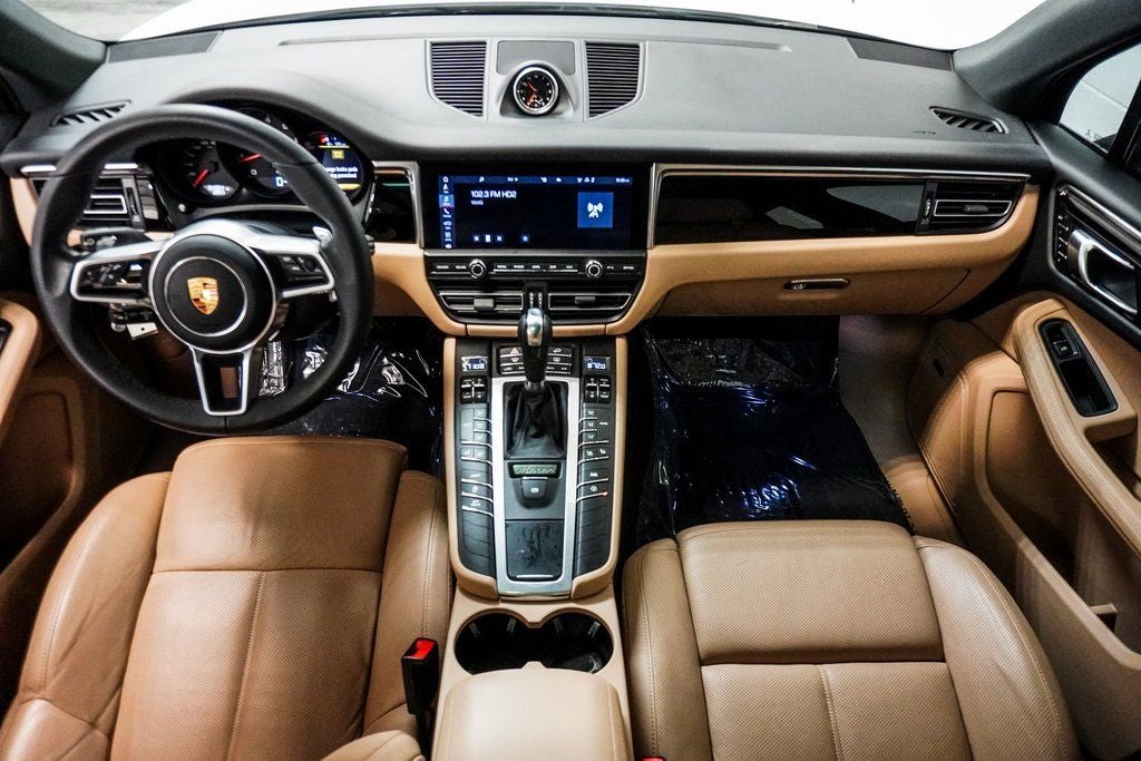 2021 Porsche Macan Base
