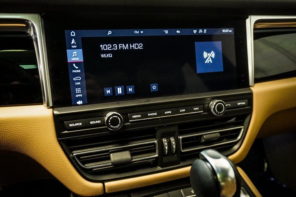 2021 Porsche Macan Base