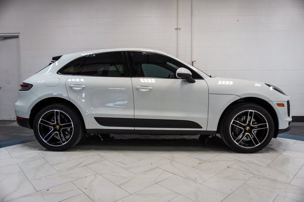 2021 Porsche Macan Base