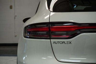 2021 Porsche Macan Base