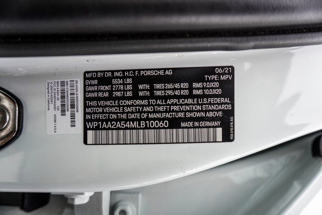 2021 Porsche Macan Base