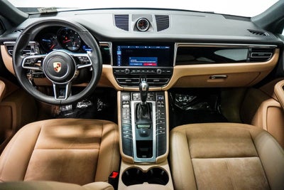 2021 Porsche Macan Base