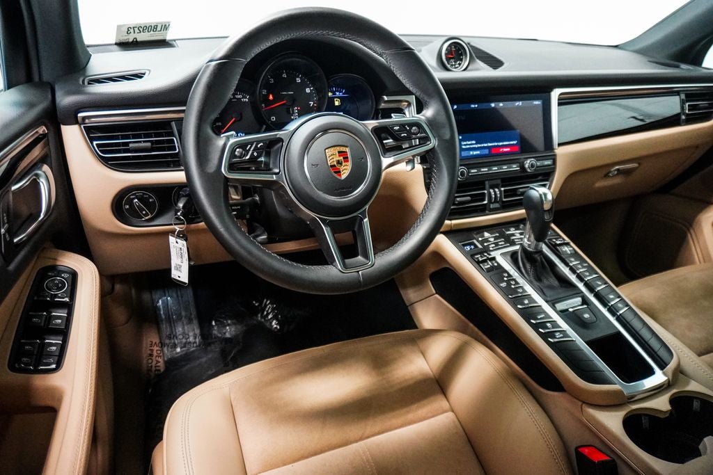 2021 Porsche Macan Base