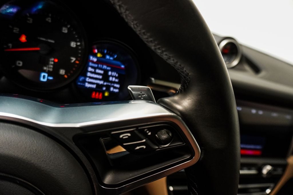 2021 Porsche Macan Base