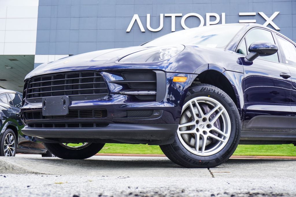 2021 Porsche Macan Base