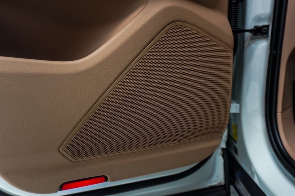 2023 Porsche Cayenne Base