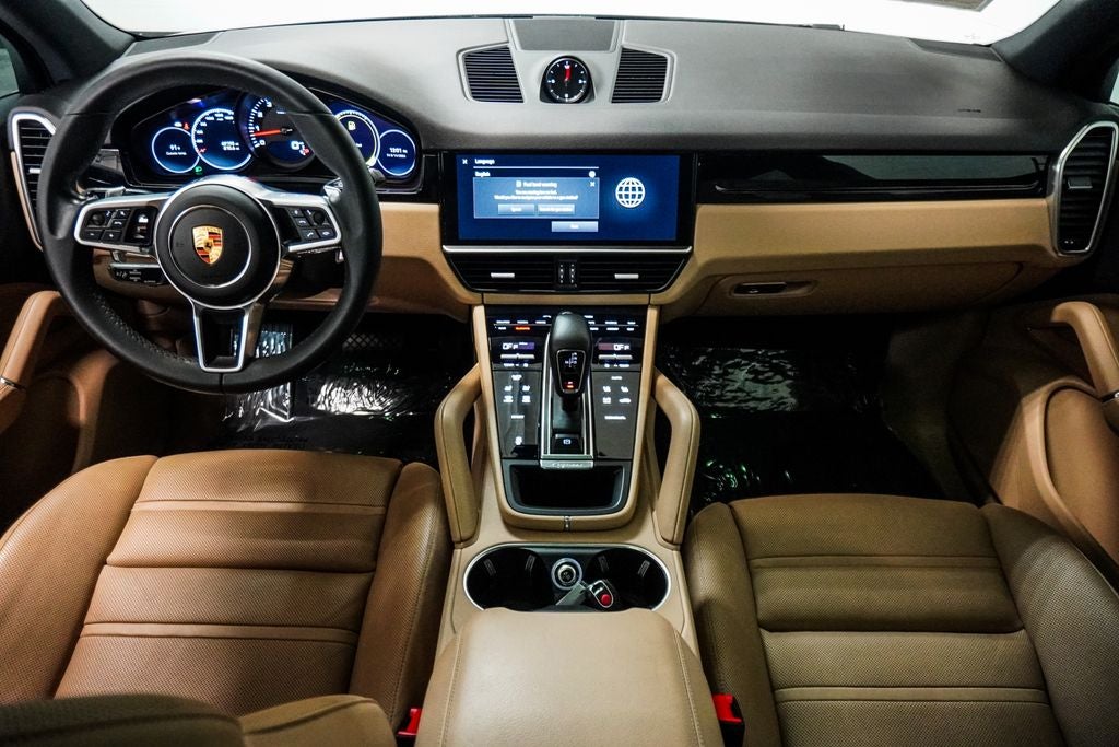 2023 Porsche Cayenne Base