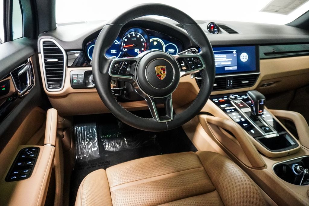 2023 Porsche Cayenne Base