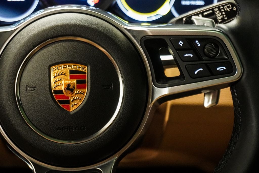2023 Porsche Cayenne Base