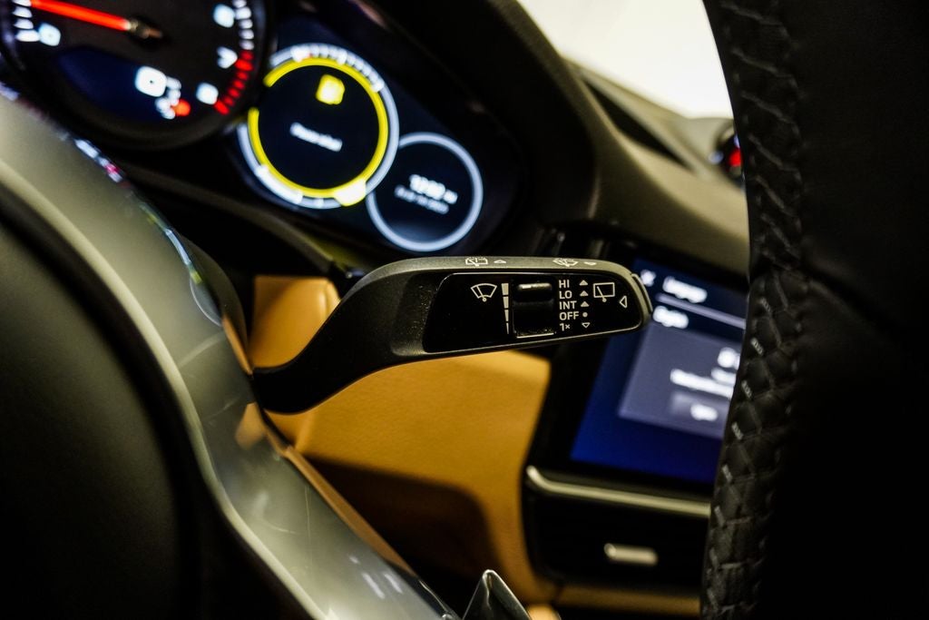 2023 Porsche Cayenne Base