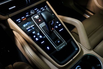 2023 Porsche Cayenne Base