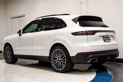 2023 Porsche Cayenne Base