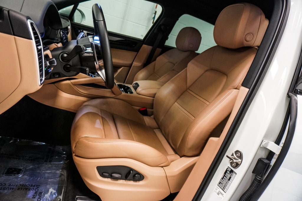 2023 Porsche Cayenne Base