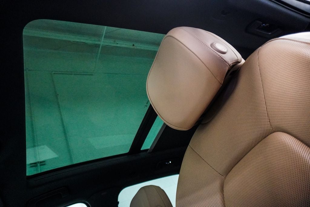 2023 Porsche Cayenne Base
