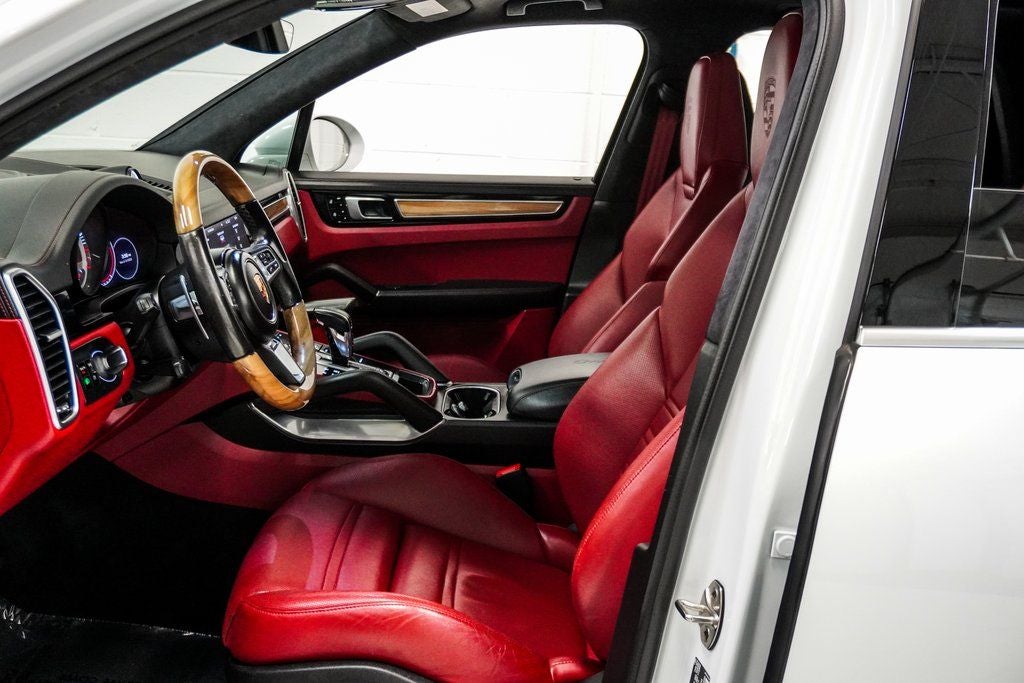 2021 Porsche Cayenne Turbo