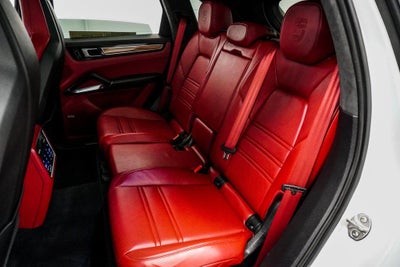 2021 Porsche Cayenne Turbo