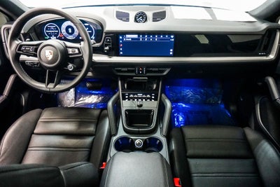 2024 Porsche Cayenne Coupe Base