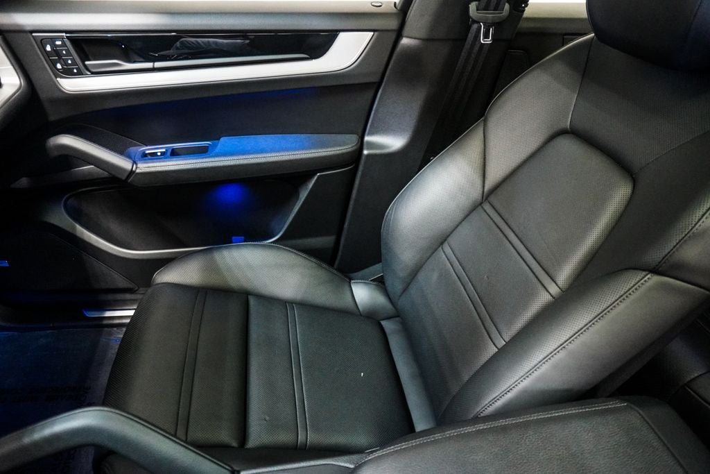 2024 Porsche Cayenne Coupe Base