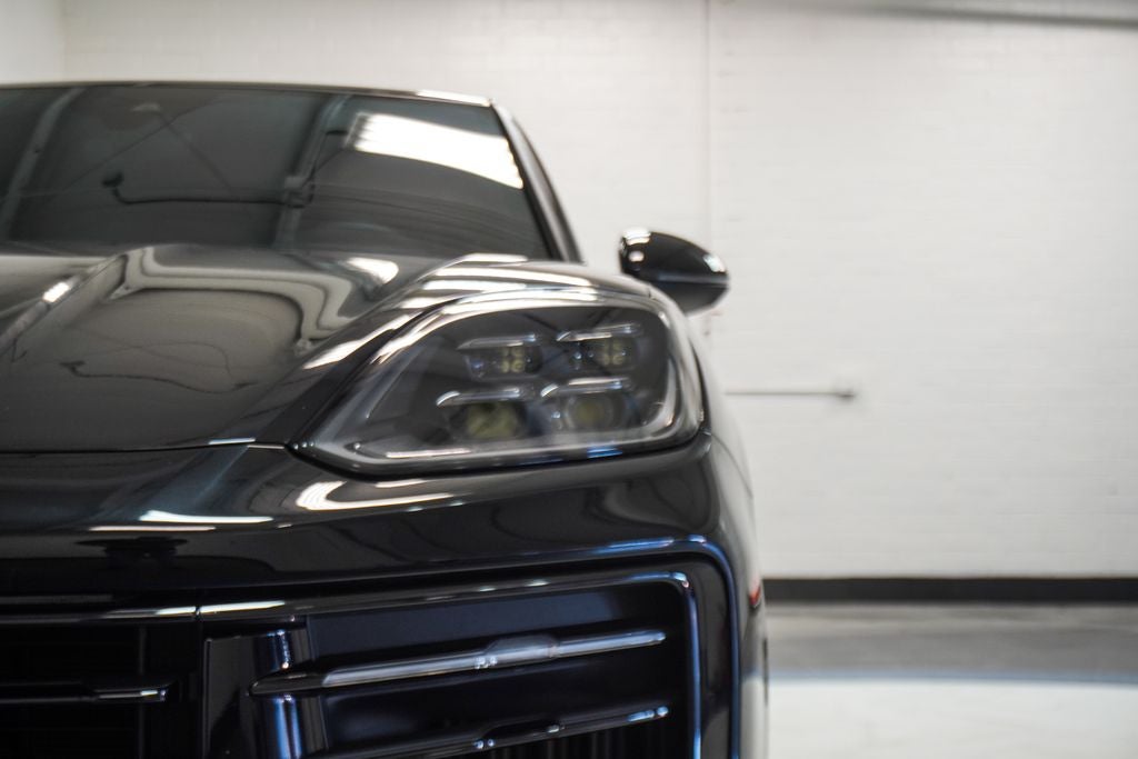 2024 Porsche Cayenne Coupe Base