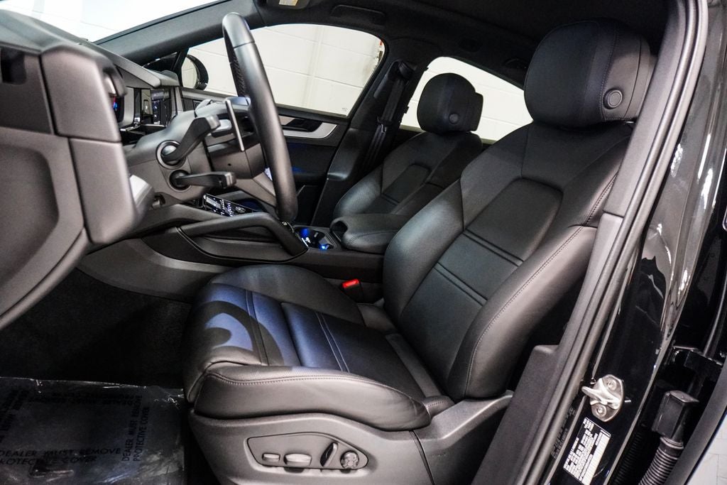 2024 Porsche Cayenne Coupe Base